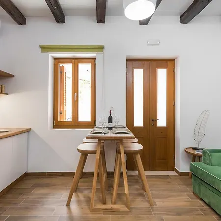 Evlimeni * Ханья (Крит)