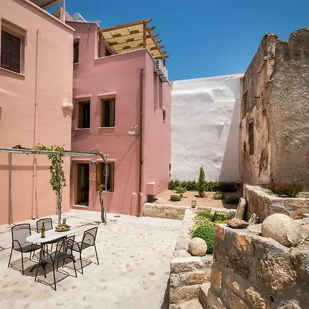 Apartment Evlimeni *